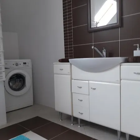 Landhuis Dom Z Kominkiem I Widokiem Na Gory