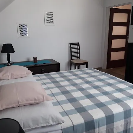Dom Z Kominkiem I Widokiem Na Gory *